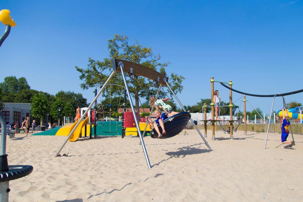 Camping De Duinhoeve Chalet Vogel Not For Companies Nieuw-Haamstede Eksteriør billede