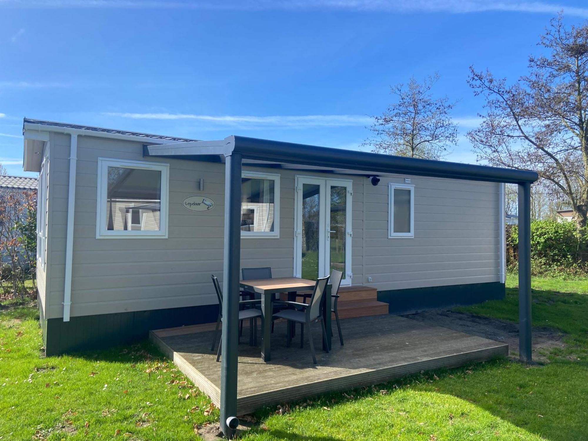Camping De Duinhoeve Chalet Vogel Not For Companies Nieuw-Haamstede Eksteriør billede